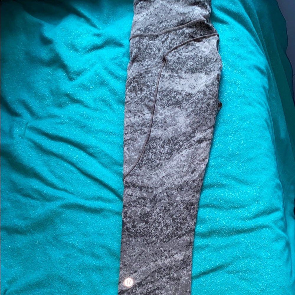 Lululemon fast and free 25inch size 6